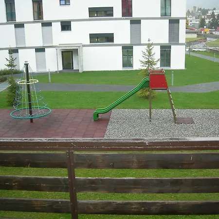 Haus Buendabruecke دافوس